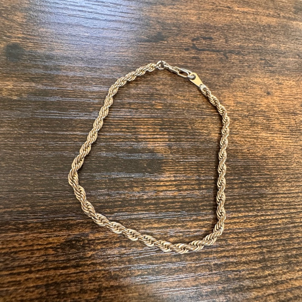 Elegant Gold Rope Chain Bracelet